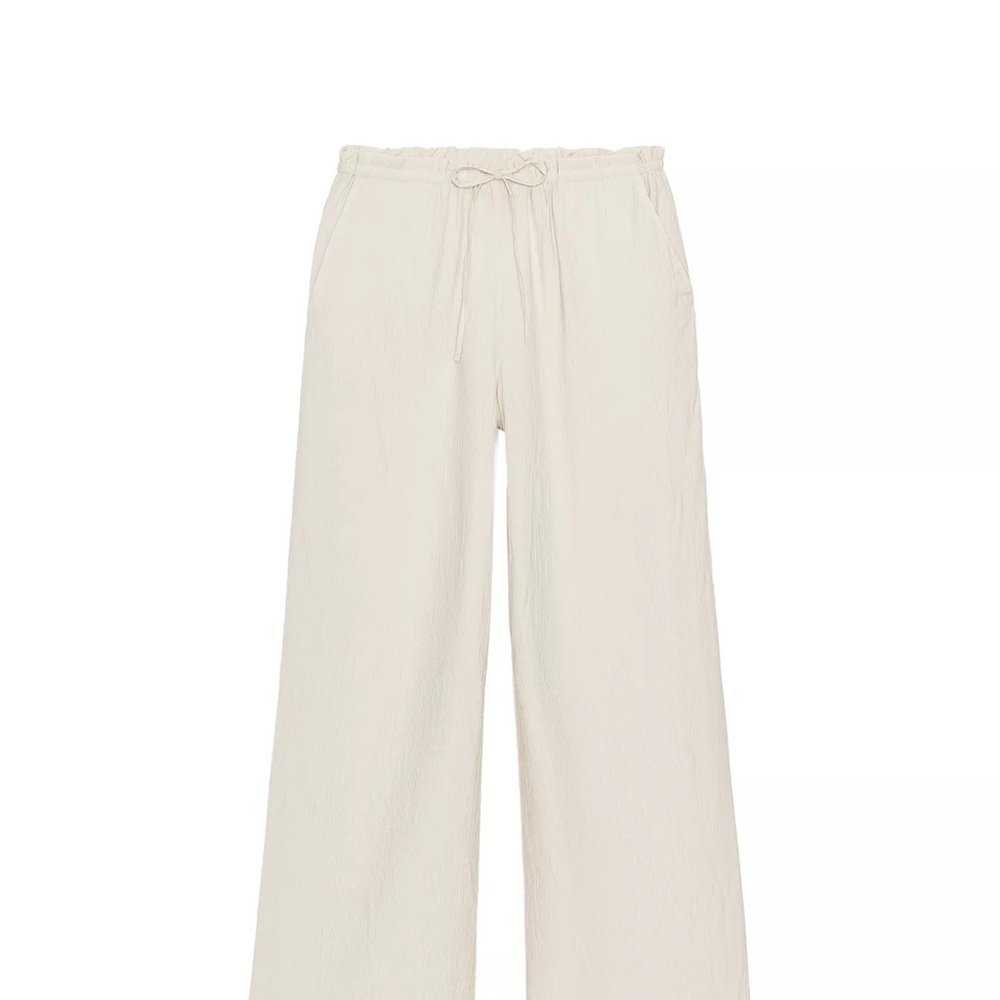 Zara Women's Cream Wide-Leg Pants